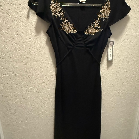 Vintage La Belle rose-embroidered black dress | Size Med - Picture 3 of 10